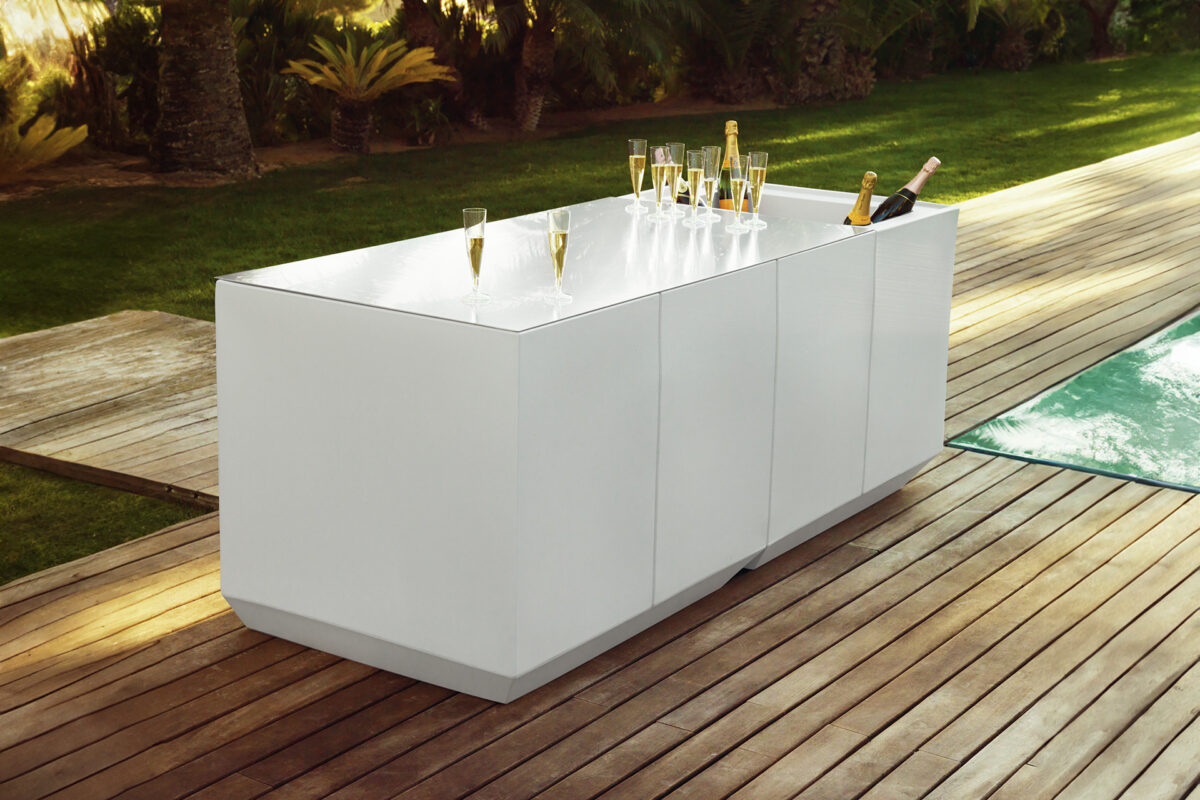 Elevate your Troy, Michigan home with VELA COUNTER BAR by Vondom.