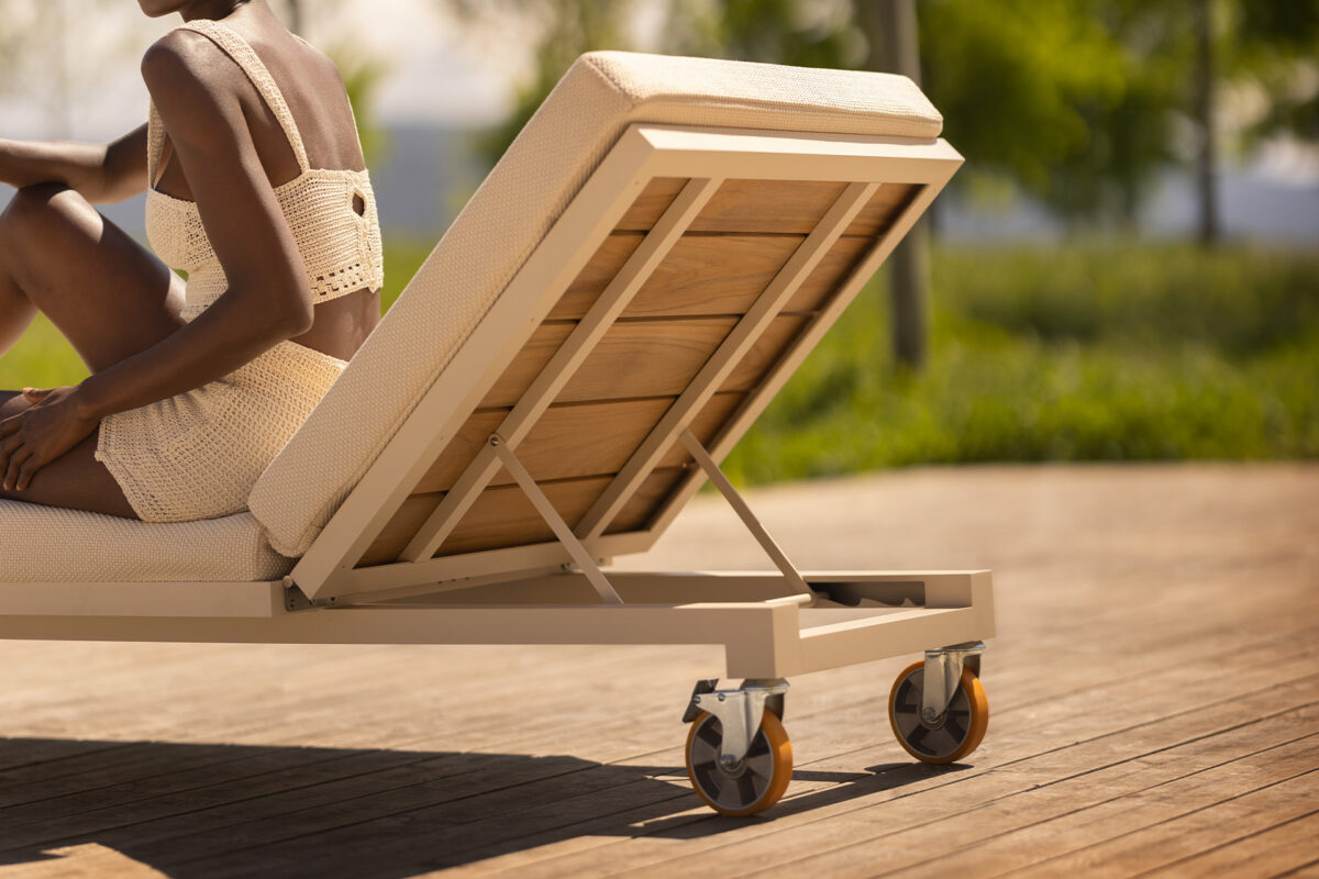 Modern Vineyard Sun Lounger by Ramón Esteve for Vondom, high-end Spanish outdoor furniture for Royal Oak, Michigan.