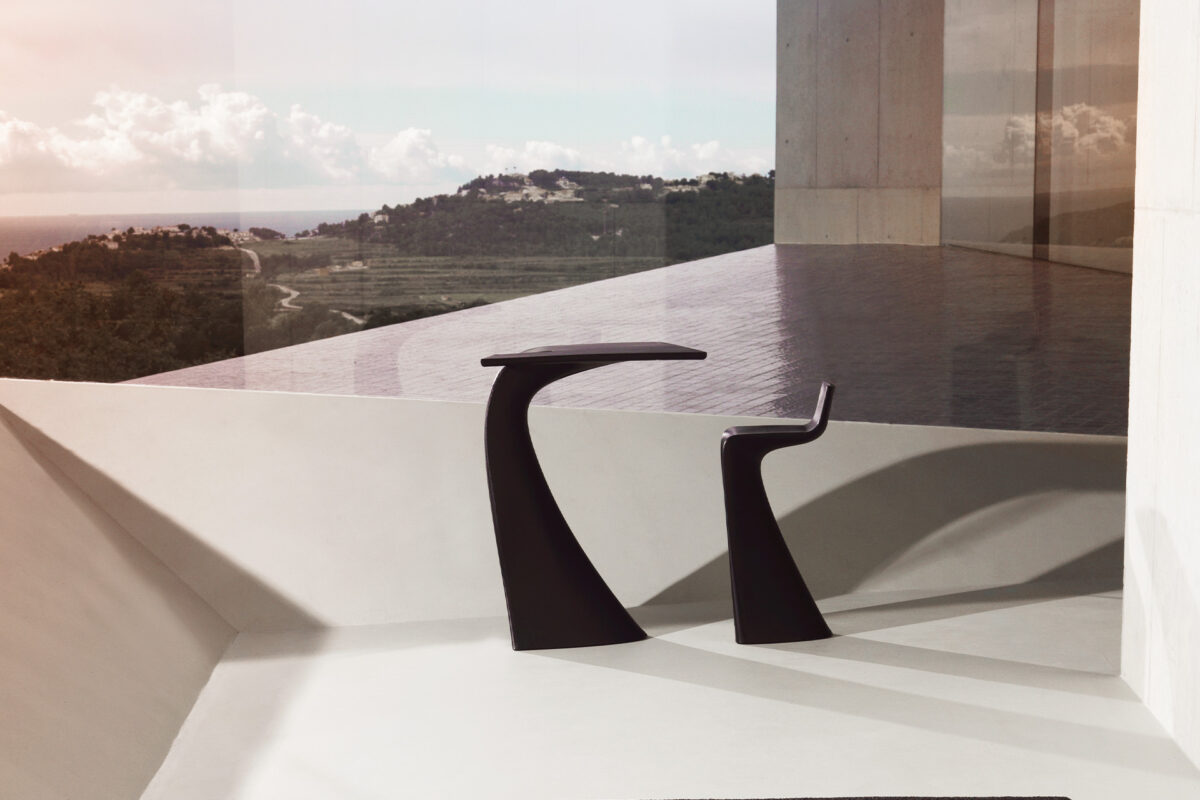 Designer WING Bar Table 50x76x100 by Vondom crafted for modern patios, hospitality, and poolside areas in Troy, Michigan