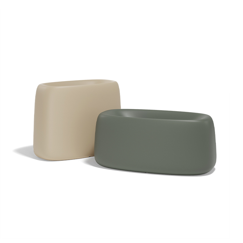 Organic Garden Planter by Vondom, matte finish, 62x31x27 cm, white, indoor/outdoor use.