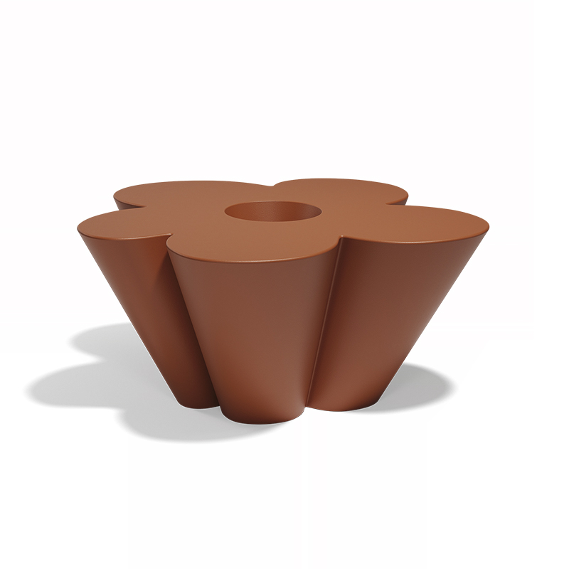 AGATHA Table by Vondom – playful modern outdoor table with flower-shaped top and vibrant design