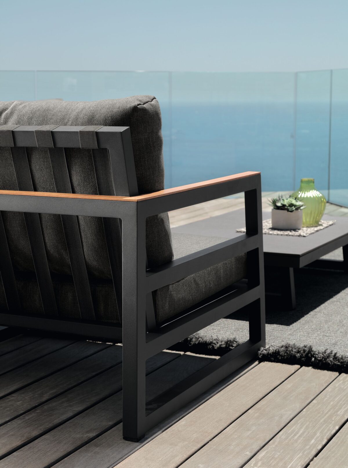 High‑end Alabama//Alu Two‑seater Sofa by Talentispa Italian luxury aluminum loveseat Birmingham Michigan living area Sources Ask ChatGPT