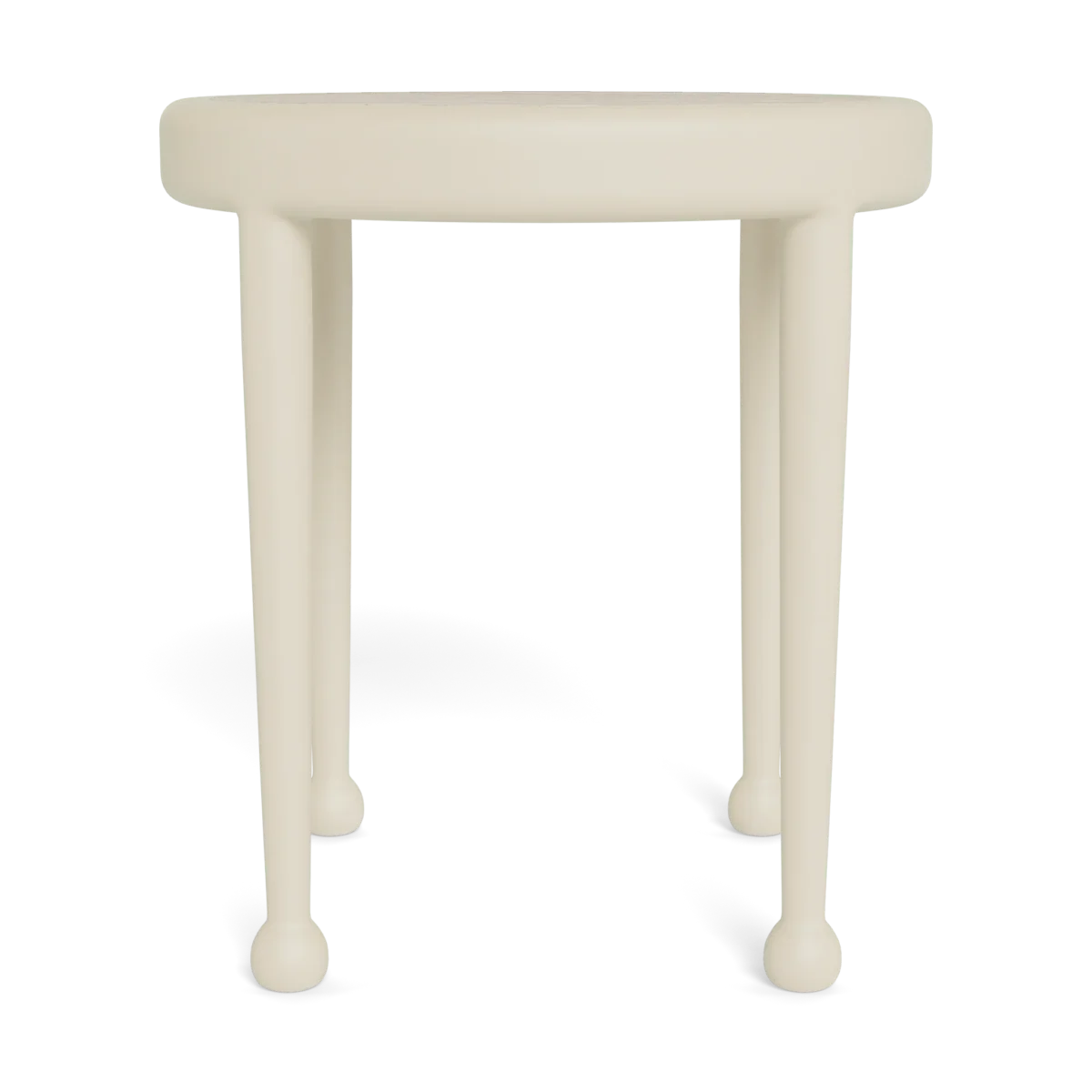 “Harbour Andre Round Side Table – sculpted silhouette perfect as an accent piece for outdoor living”