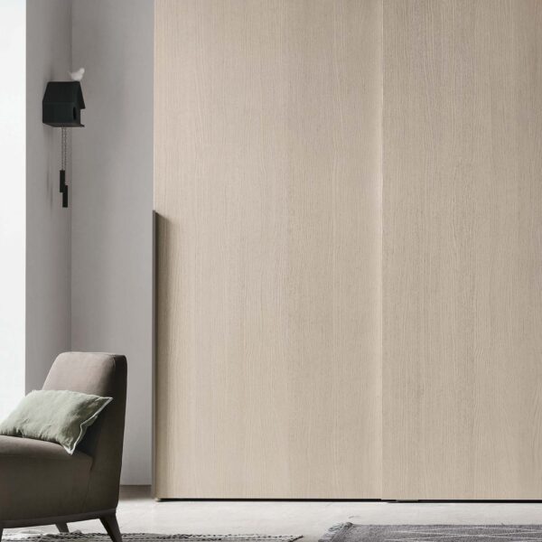 “Liscia Sliding wardrobe by Tomasella – modern Italian wardrobe with smooth handleless sliding doors and minimalist design”