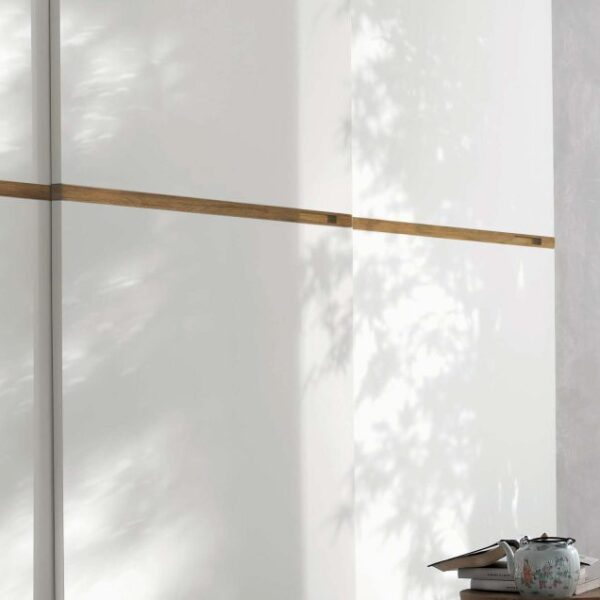 "Tomasella Meridiana Sliding – contemporary wardrobe featuring linear textured panels, handleless design, and minimalist styling"