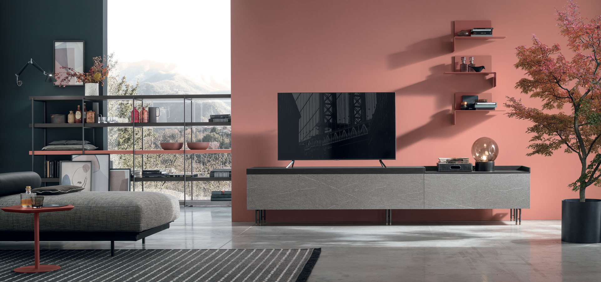 “Atlante UNIT_AT104 by Tomasella – modern Italian wall unit with geometric shelving and suspended base cabinet”