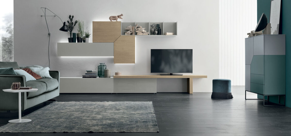 “Atlante UNIT_AT126 by Tomasella – modern Italian wall unit with floating TV base and vertical shelving composition”