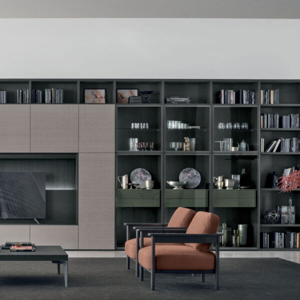 “Atlante UNIT_AT201 by Tomasella – modern Italian wall unit with open shelving, closed cabinets, and minimalist design”