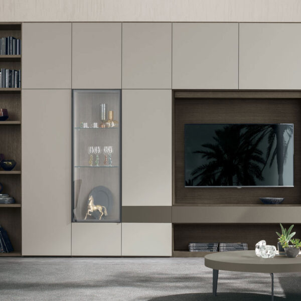 “Atlante UNIT_AT210 by Tomasella – modern Italian wall unit with vertical display elements, closed storage, and sleek contemporary design”
