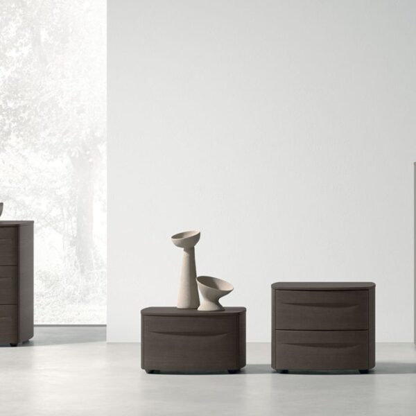 “Bogart storage unit by Tomasella – modern Italian chest with ribbed drawer fronts and elegant wooden finish”