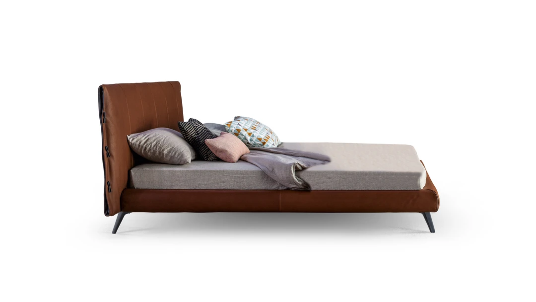 Bonaldo Cuff bed, high-end design, Birmingham, Michigan.