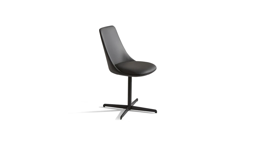 "Miss Itala Office chair in eco-leather with armrests, ergonomic form, and black castor base."