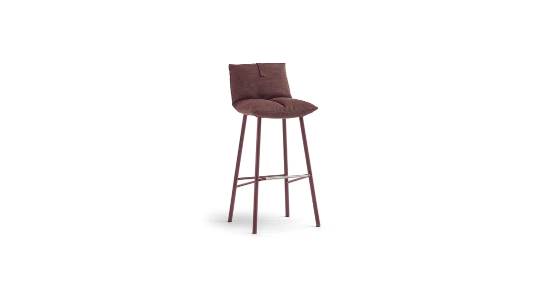 "Front view of Pill too chair highlighting padded seat and ergonomic, enveloping design."