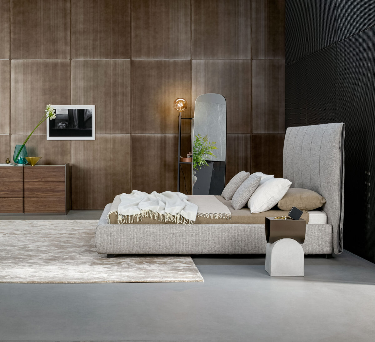 Bonaldo Cuff bed, high-end design, Birmingham, Michigan.