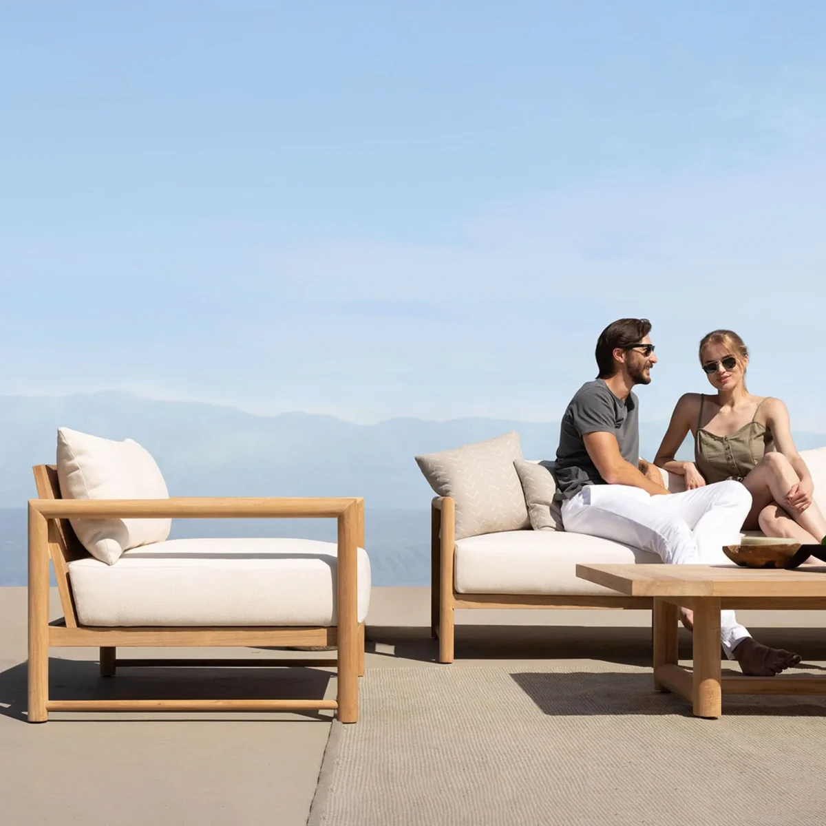 “Breeze XL Outdoor Chair – teak-framed lounge by Harbour with ergonomic comfort and coastal style”