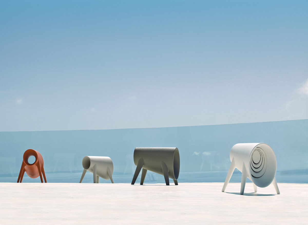 Vondom BOOM-BOOM BULL – Stylish Italian outdoor chair for your Troy Michigan residence.