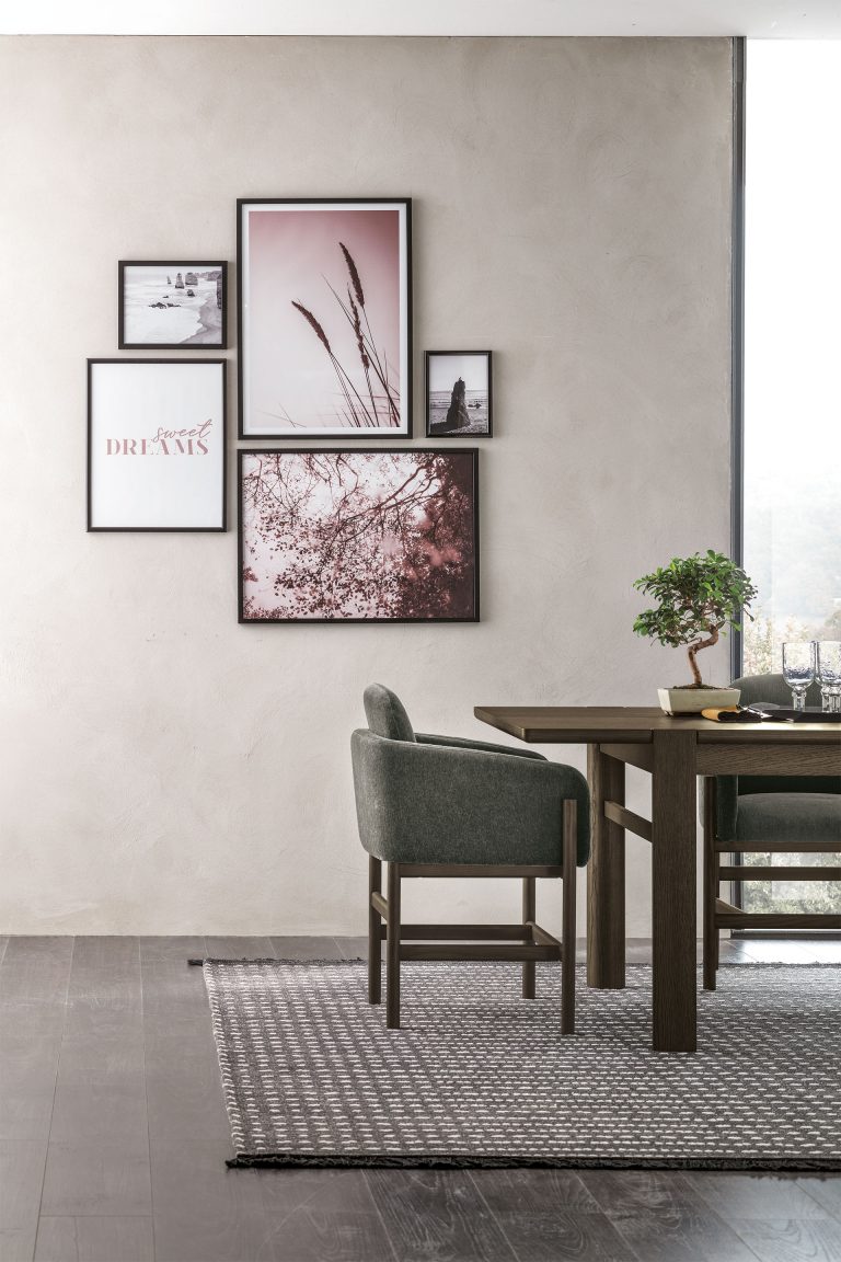 “Painting by Tomasella – modern Italian wall art featuring abstract design and sophisticated tones”