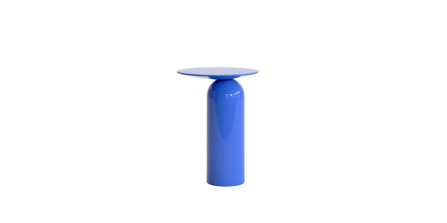 "Contemporary armchair with clean lines and high-end finishes – Joint by Cappellini."