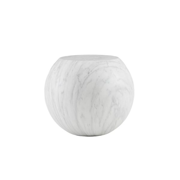 "Eye-catching modern coffee table with sculptural shape – Cappellini Bong."