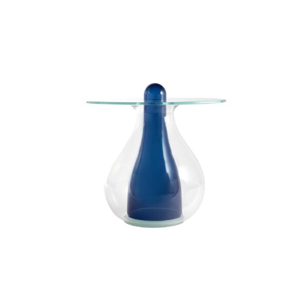 "Innovative lounge chair with ergonomic form and modern appeal – Cappellini Brain."
