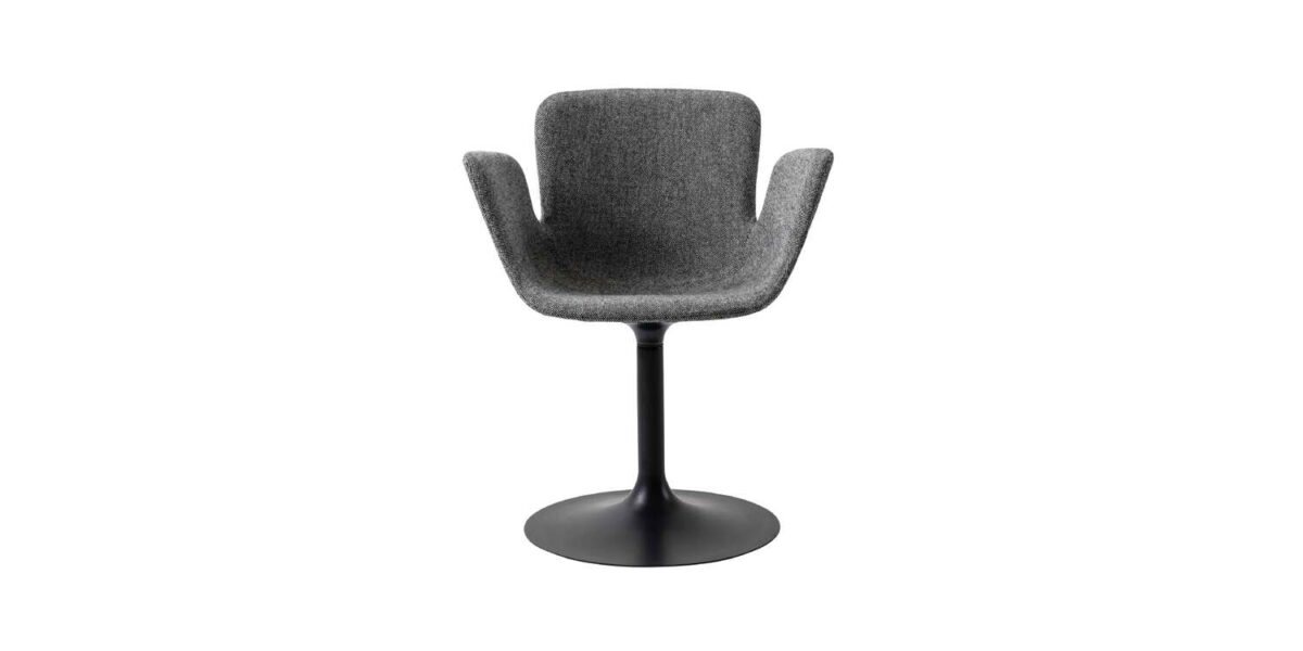 Juli Soft Plus edition with enhanced sculptural curves, mounted on a four-spoke metal base in matte black finish.