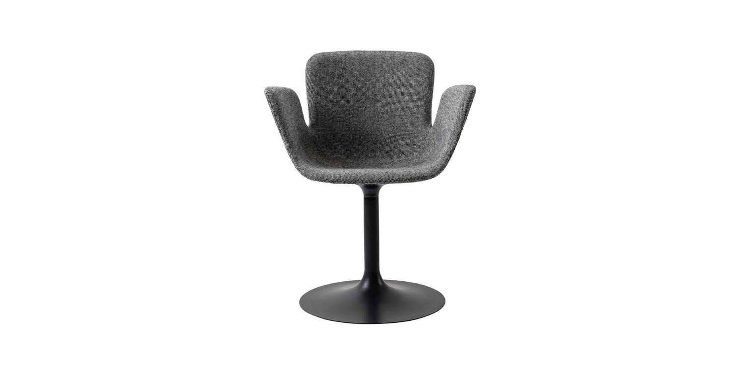 Juli Soft Plus edition with enhanced sculptural curves, mounted on a four-spoke metal base in matte black finish.