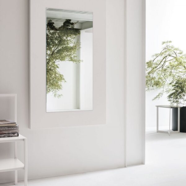 “Dolcevita by Tomasella – modern Italian upholstered bench with elegant tufted design and luxurious contemporary style”