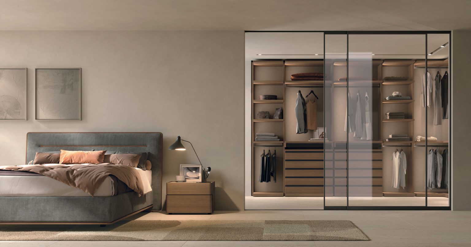 “Modern Doxa Walk-in closet by Tomasella – sleek Italian design with integrated drawers and modular panels”