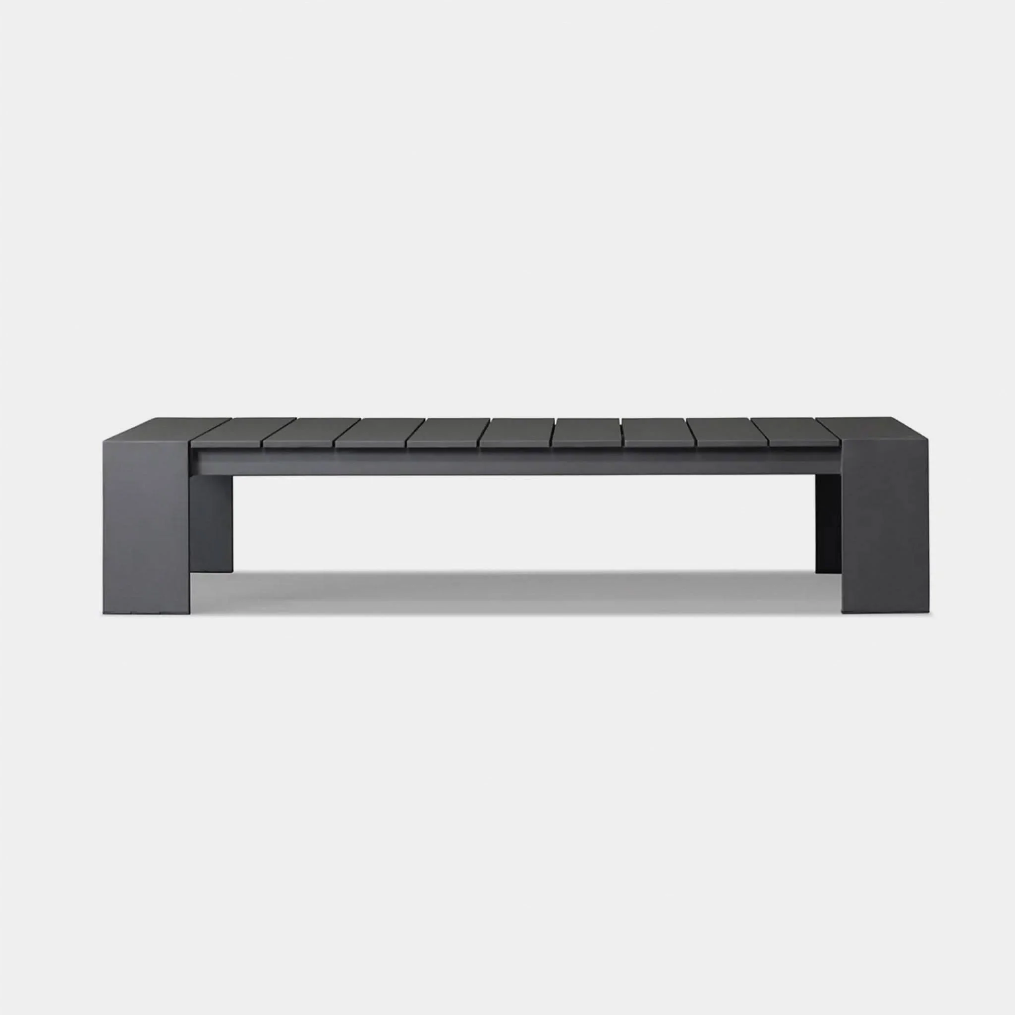 “Durable aluminum coffee table by Harbour – Hayman series with coastal-modern aesthetics”