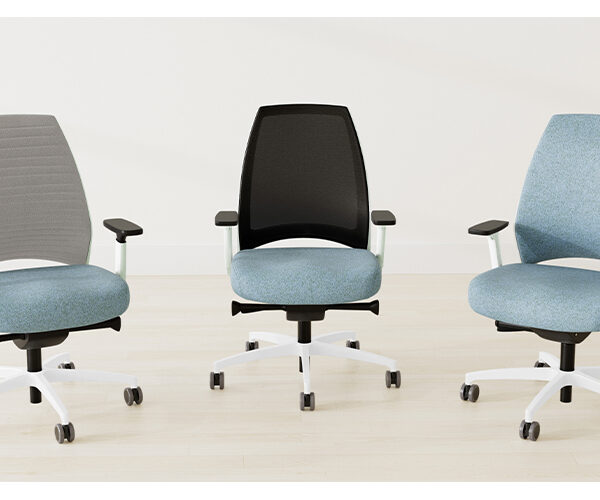 Premium 4u chair by Viaseating in Royal Oak MI contemporary office