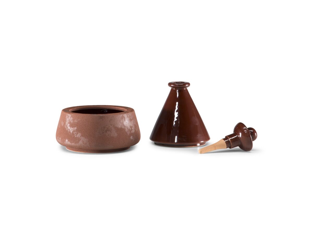 Modern Trullini Scents Home Fragrance by Natuzzi Italia, high-end Italian aromatic decor for Royal Oak, Michigan.