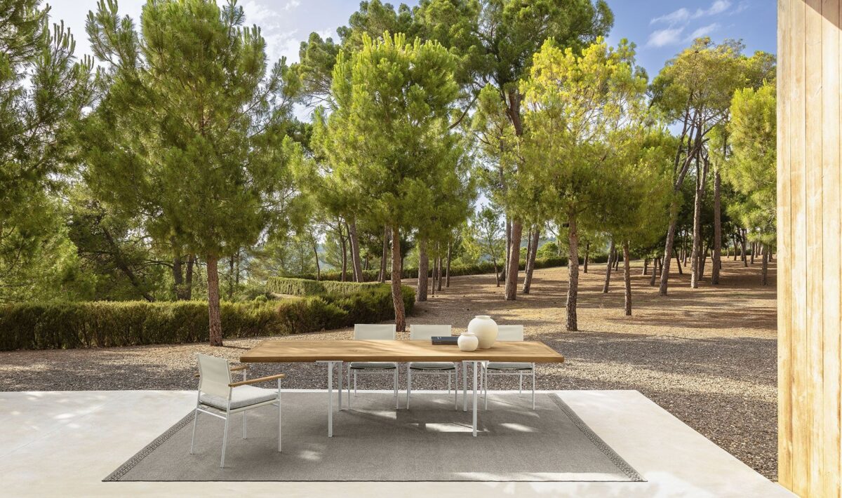 Outdoor Allure Dining Table 300×95 by Talenti combining Italian craftsmanship with lasting durability