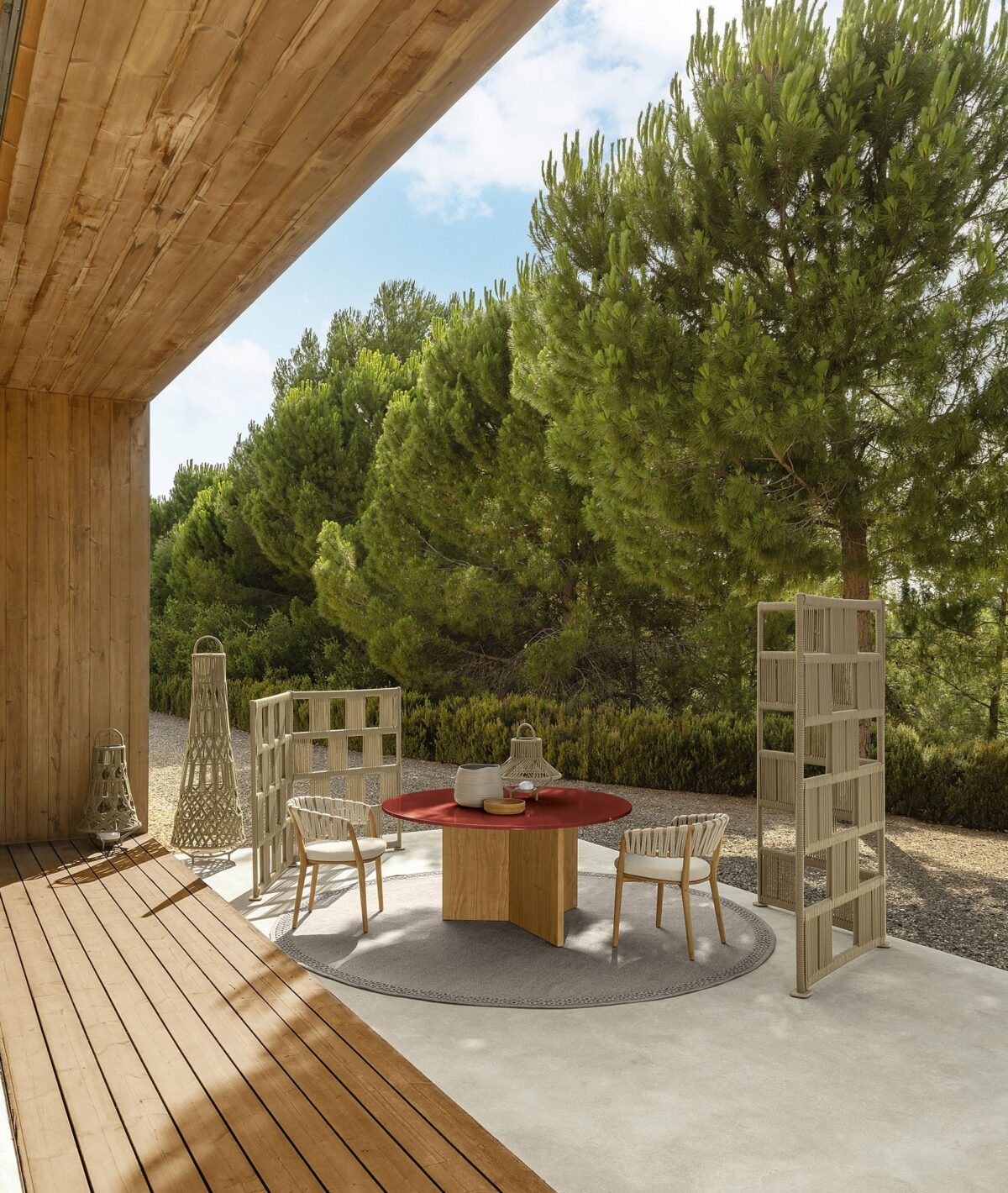 Modern Venice Dining Table 280×110 by Talenti – ideal centerpiece for high-end outdoor dining spaces