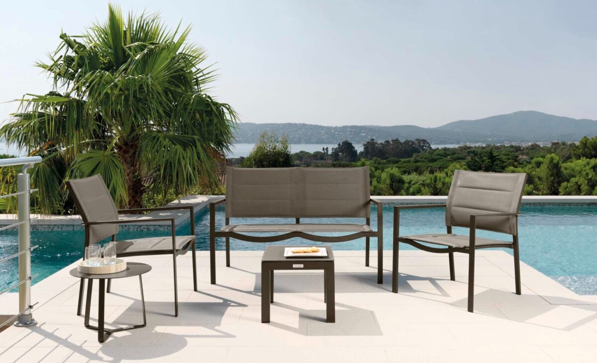 Luxury Talenti Touch Pouf with padded top, ideal for modular outdoor lounge setups