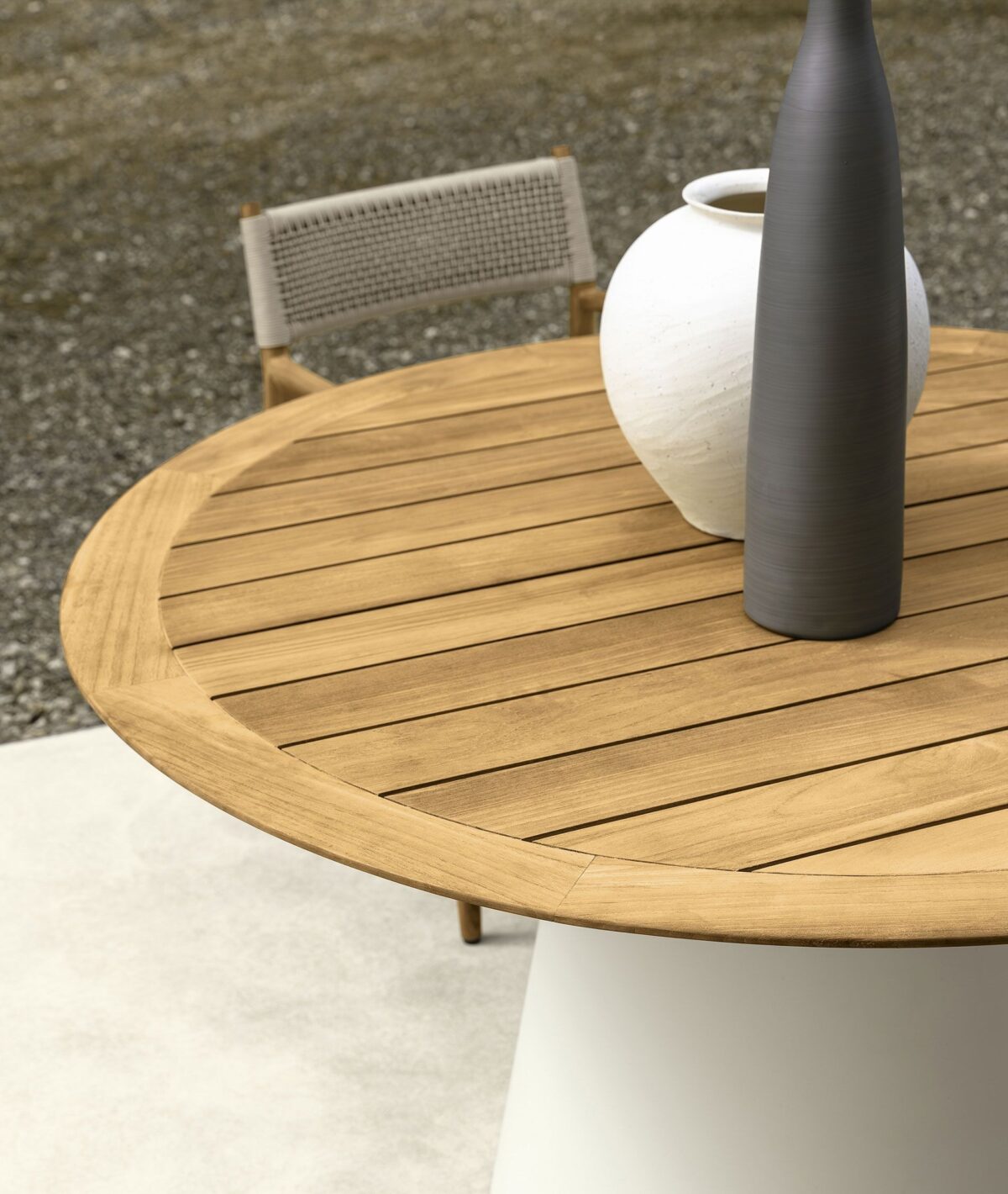 High-end Dolcevita Dining Table D120 by Talenti ideal for stylish garden dining in Birmingham, Michigan