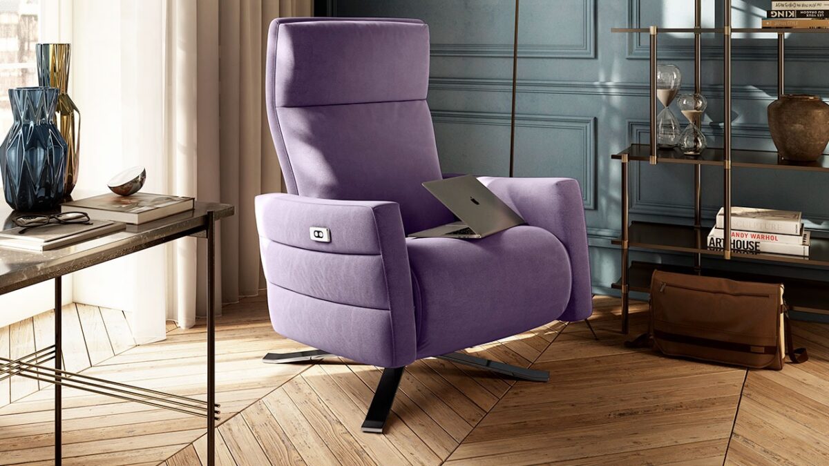High-end Istante collection by Natuzzi Editions, modern Italian seating for Royal Oak, Michigan.