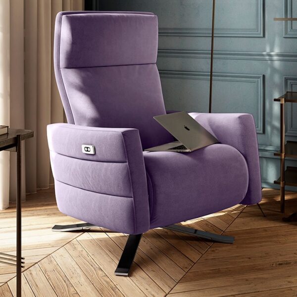 High-end Istante collection by Natuzzi Editions, modern Italian seating for Royal Oak, Michigan.