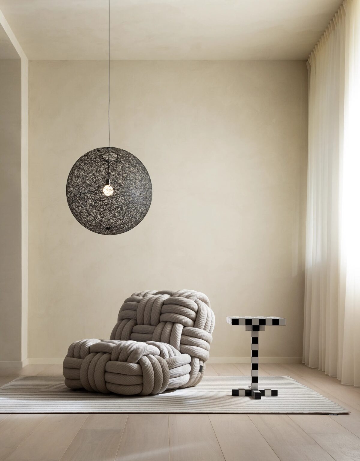 Royal Oak’s Knitty Lounge Chair by Moooi – sleek, modern, and stylish for any interior.