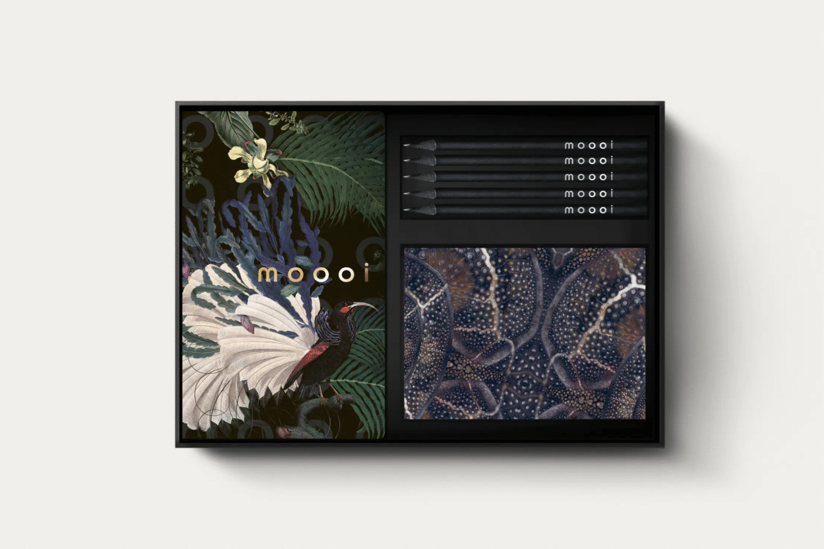High-end Extinct Animals journal set by Moooi, modern Dutch design stationery for Troy, Michigan.