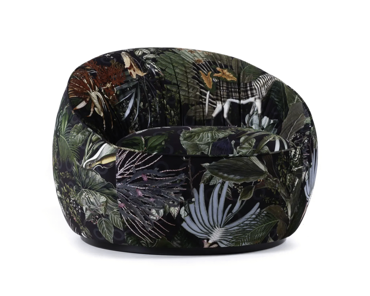 Modern Hana Armchair by Simone Bonanni for Moooi, high-end Dutch design sculptural chair for Royal Oak, Michigan.
