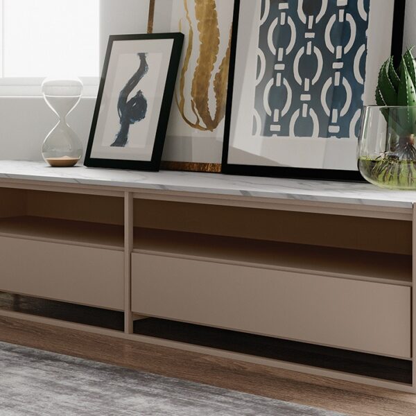 High-end Como B882 sofa by Natuzzi Editions, modern Italian design for Troy, Michigan.