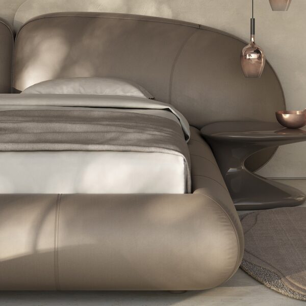 Modern Memoria Bedside Table by Natuzzi Italia, high-end Italian bedroom furniture for Royal Oak, Michigan.