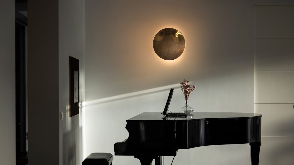 Anoor by Foscarini, perfect for creating chic interiors in Birmingham, Michigan.