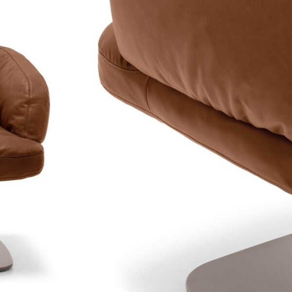 Italian crafted Warren Business sofa, Arketipo, Birmingham, Michigan.