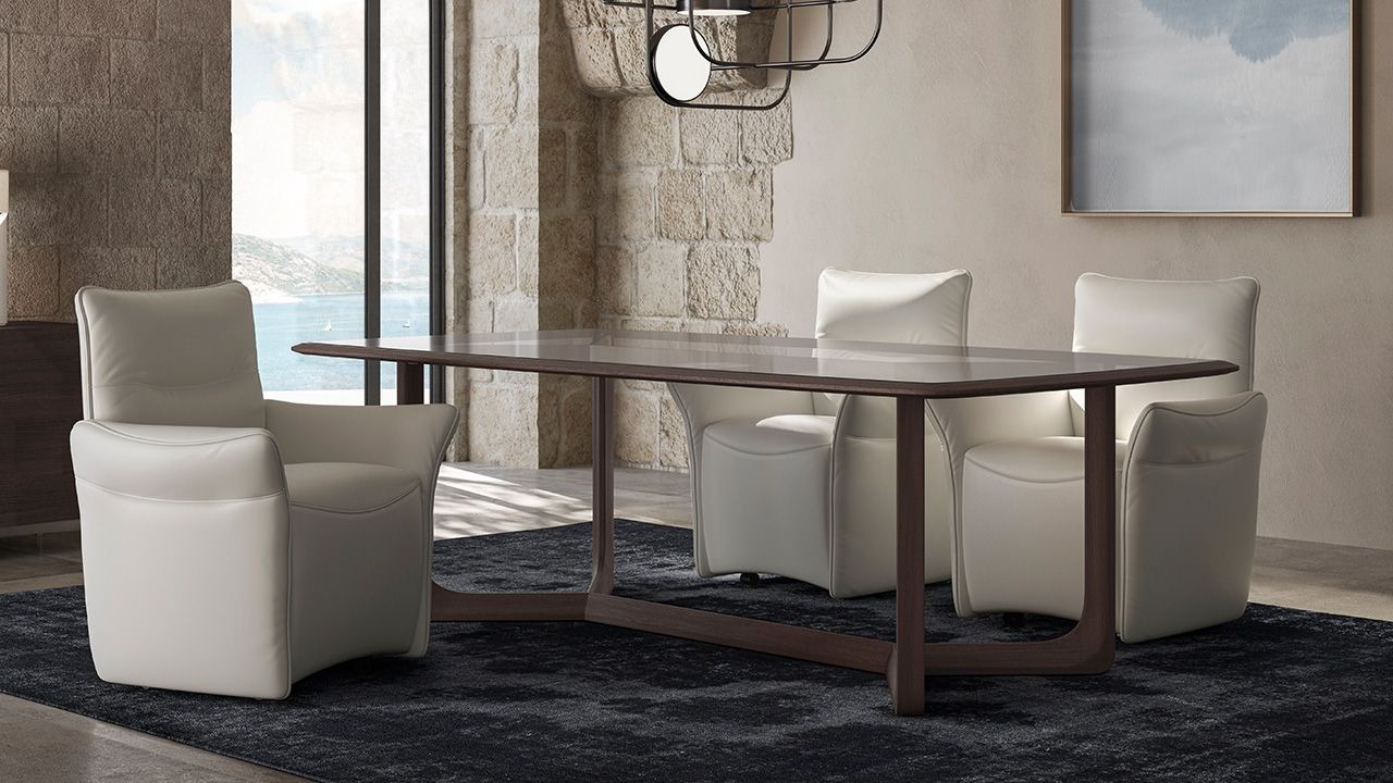 High-end Mama sofa by Claudio Bellini for Natuzzi Italia, modern Italian design for Troy, Michigan.