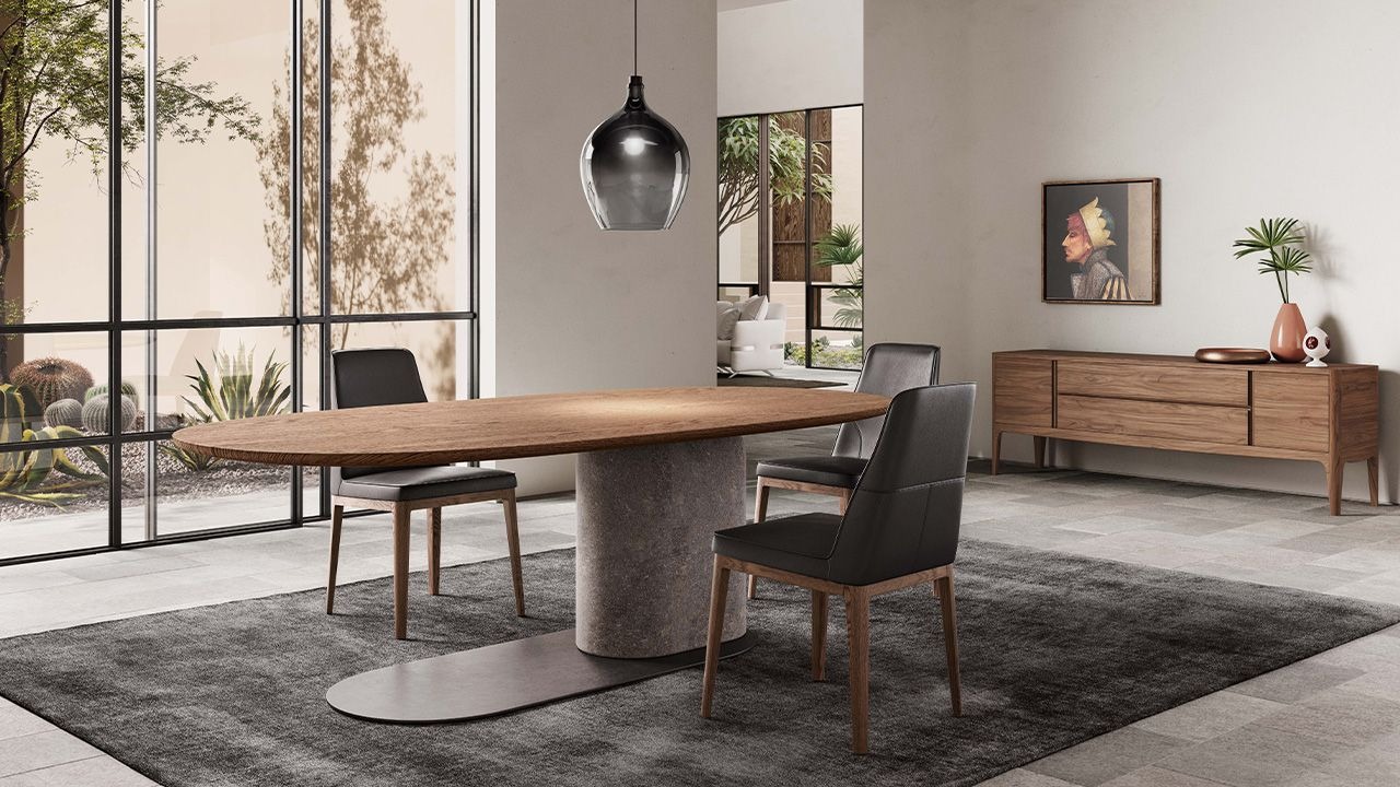 Modern Vesta sofa by Manzoni and Tapinassi for Natuzzi Italia, high-end Italian design for Royal Oak, Michigan.