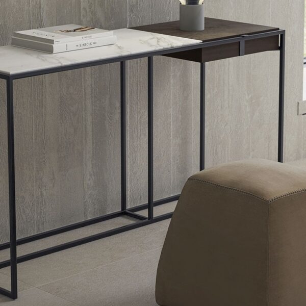 High-end Fil Rouge Desk by Mauro Lipparini for Natuzzi Italia, modern Italian home office furniture for Troy, Michigan.