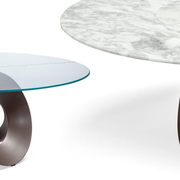 Discover the Oracle dining table by Arketipo at Italcasa. A sleek, modern centerpiece for your luxurious home in Royal Oak, MI.