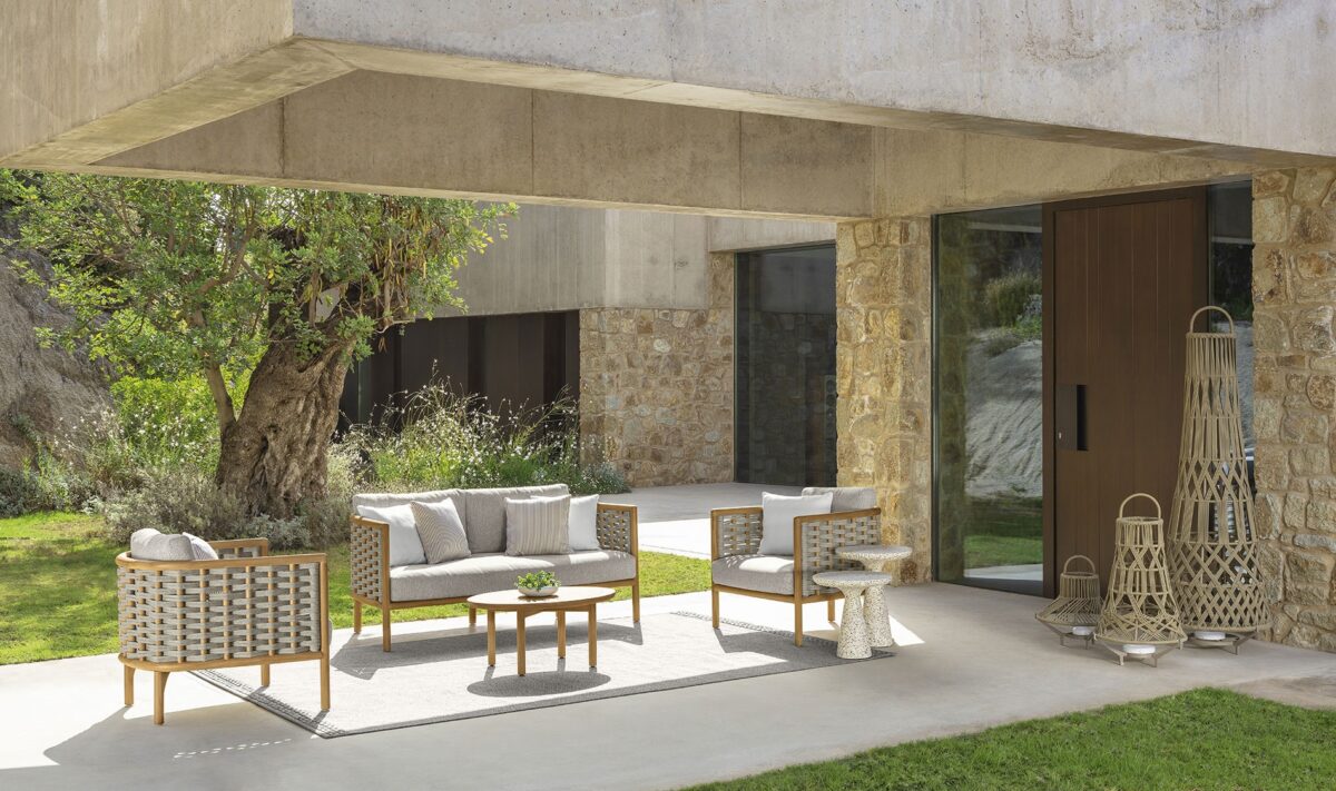 High‑end Prichi Sofa 2 seats by Talentispa luxury Italian seating Birmingham MI showroom