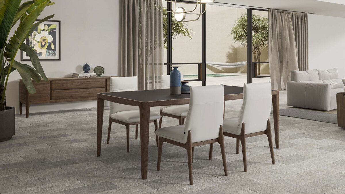 Luxury contemporary New Saturno dining table by Mauro Lipparini for Natuzzi Italia, high-end Italian design for Birmingham, Michigan.